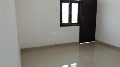 Bedroom Image of 1599 Sq.ft 3 BHK Apartment / Flat for rent in Sanchar Palm Valley, Wave City Ghaziabad for Rs. 16500