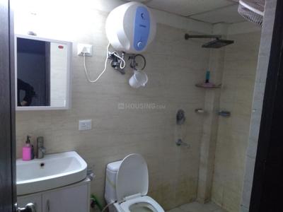 Bathroom Image of 1440 Sq.ft 3 BHK Apartment / Flat for sale in Sethi Max Royal, Sector 76 Noida for Rs. 16900000