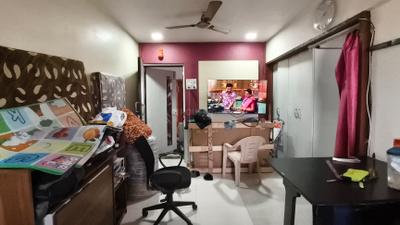 Living Room Image of 650 Sq.ft 1 BHK Apartment / Flat for sale in Bindra Classic, Andheri East Mumbai for Rs. 11000000