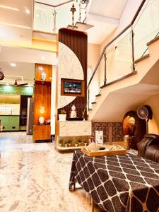 Image of 4800 Sq.ft 4 BHK Independent House for rent in Injambakkam, Chennai for Rs. 300000