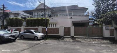 Image of 5000 Sq.ft 3.5 BHK Independent House for sale in M.G. Road, Kochi for Rs. 50000000