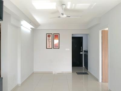 Living Room Image of 1150 Sq.ft 3 BHK Apartment / Flat for rent in Godrej Emerald, Kasarvadavali Thane for Rs. 45000