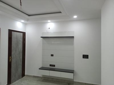 Bedroom Image of 1400 Sq.ft 4 BHK Builder Floor for sale in Pitampura New Delhi for Rs. 15000000