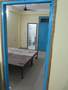Bedroom Image of 750 Sq.ft 2 BHK Apartment / Flat for rent in Kankhal Haridwar for Rs. 10000