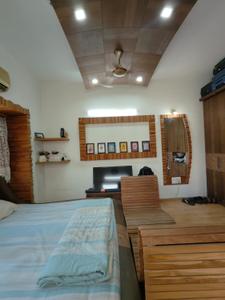 Bedroom Image of 2700 Sq.ft 4 BHK Villa for sale in Thaltej Ahmedabad for Rs. 65000000