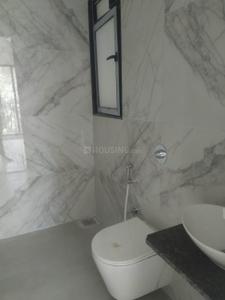 Bathroom Image of 550 Sq.ft 1 BHK Apartment / Flat for sale in Kamla Borivali Lucky, Borivali West Mumbai for Rs. 15000000