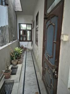 Balcony Image of 1200 Sq.ft 2 BHK Independent House for rent in Shastri Nagar Meerut for Rs. 14000