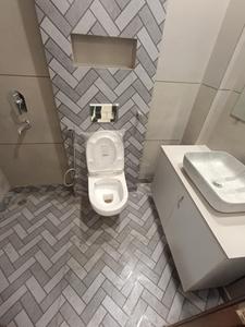 Bathroom Image of 1100 Sq.ft 3 BHK Builder Floor for rent in Ramesh Nagar New Delhi for Rs. 55000