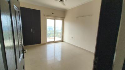 Bedroom Image of 1685 Sq.ft 3 BHK Apartment / Flat for rent in Paramount Floraville, Sector 137 Noida for Rs. 36000