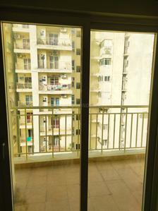 Balcony Image of 1075 Sq.ft 2 BHK Apartment / Flat for rent in Paramount Emotions, Noida Extension Greater Noida for Rs. 18000