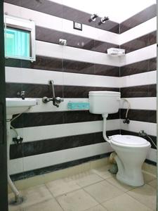 Bedroom Two Image of 850 Sq.ft 2 BHK Builder Floor for sale in DLF Ankur Vihar Ghaziabad for Rs. 2500000