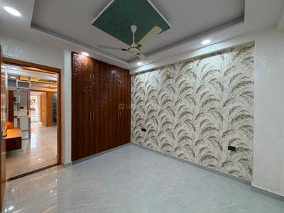 Bedroom Image of 2000 Sq.ft 2 BHK Builder Floor for sale in Sector 110 Noida for Rs. 4400000