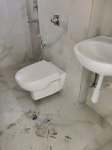 Common Bathroom Image of 1450 Sq.ft 3 BHK Apartment / Flat for sale in Hiranandani Gardens, Powai Mumbai for Rs. 53500000
