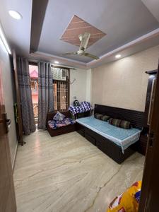 Image of 900 Sq.ft 3 BHK Builder Floor for sale in Laxmi Nagar, New Delhi for Rs. 8500000