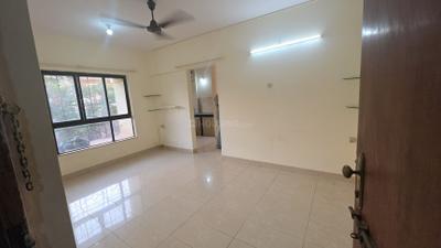Living Room Image of 515 Sq.ft 1 BHK Apartment / Flat for sale in Lokhandwala Green Hills CHS, Kandivali East Mumbai for Rs. 11500000