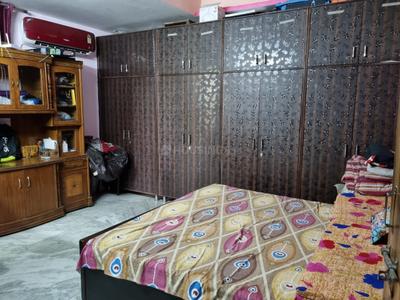 Bedroom Image of 500 Sq.ft 1 BHK Apartment / Flat for rent in Mahavir Enclave New Delhi for Rs. 18000