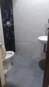 Bathroom Image of 600 Sq.ft 1 BHK Apartment / Flat for rent in S.G. Palya Bengaluru for Rs. 26000