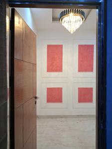 Main Entrance Image of 1350 Sq.ft 3 BHK Apartment / Flat for sale in Avenue 1 by Investwell Homes	, Sector 73 Noida for Rs. 4650000