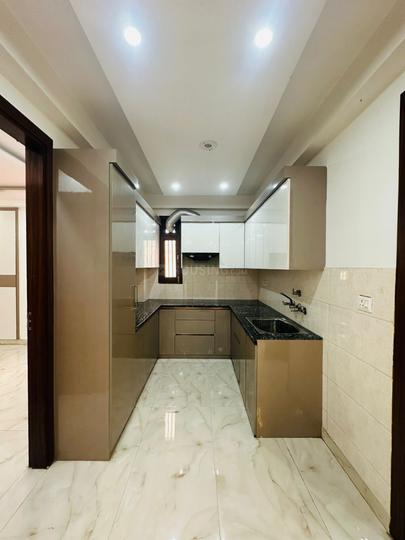 Falguni apartment Kitchen 1