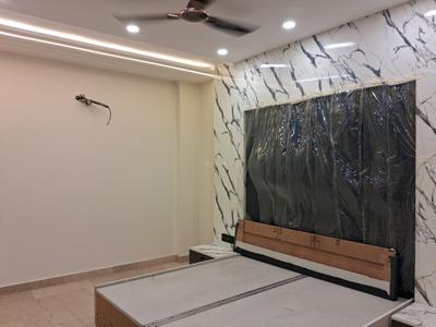 Bedroom Image of 1800 Sq.ft 3 BHK Builder Floor for sale in Paschim Vihar New Delhi for Rs. 39000000
