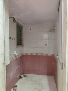 Common Bathroom Image of 500 Sq.ft 1 BHK Apartment / Flat for rent in Rashmi Star City, Nalasopara East Nala Sopara for Rs. 10000