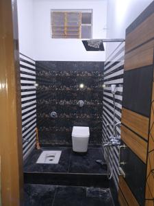 Bathroom Image of 1250 Sq.ft 3 BHK Builder Floor for rent in Ichlabad Bardhaman for Rs. 15000