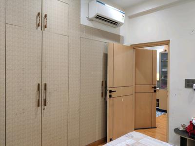 Bedroom Image of 1000 Sq.ft 2 BHK Apartment / Flat for sale in Indirapuram Ghaziabad for Rs. 10000000