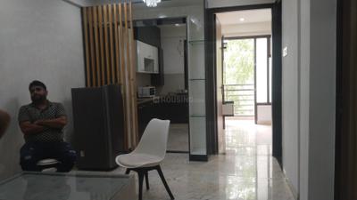 Living Room Image of 1050 Sq.ft 2 BHK Builder Floor for rent in Sector 27 Gurgaon for Rs. 50000