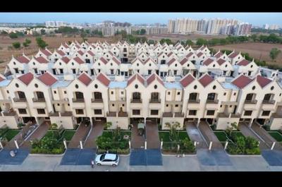 Image of 2340 Sq.ft 3 BHK Independent House for rent in AL Aamrakunj Lakeview Bungalows, Chandkheda, Ahmedabad for Rs. 35000