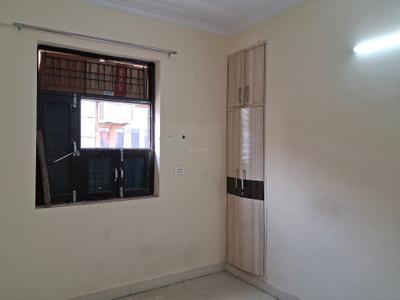 Bedroom Image of 1650 Sq.ft 3 BHK Apartment / Flat for sale in Defence Enclave, Sector 44 Noida for Rs. 9200000