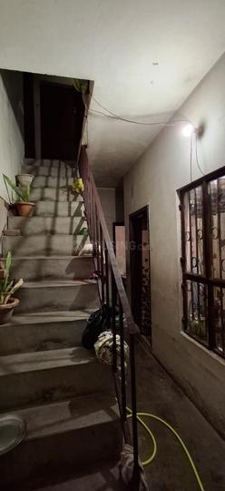 Hazratganj Main Image 1