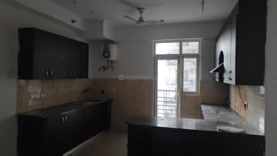 Kitchen Image of 2950 Sq.ft 4 BHK Apartment / Flat for rent in Gardenia Glory, Sector 46 Noida for Rs. 54500