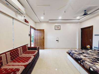 Bedroom Image of 350 Sq.ft 1 RK Studio for rent in Scheme No 114 Indore for Rs. 10500