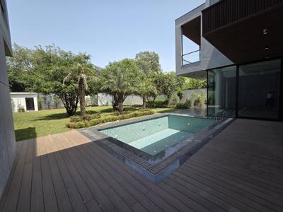 Image of 14400 Sq.ft 5 BHK Farm House for sale in DLF Farms, New Delhi for Rs. 310000000