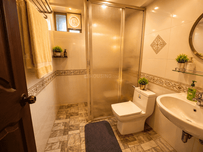Image of 1400 Sq.ft 3 BHK Apartment / Flat for sale in ABAD Marine Plaza, Marine Drive, Kochi for Rs. 16600000