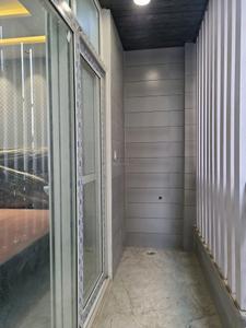 Bedroom One Image of 910 Sq.ft 3 BHK Apartment / Flat for rent in Dwarka Mor New Delhi for Rs. 26000