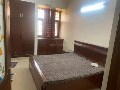 Bedroom Image of 1250 Sq.ft 3 BHK Apartment / Flat for rent in DDA Navniti Apartments, Patparganj New Delhi for Rs. 45000