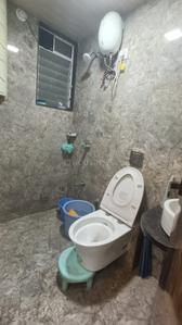 Bathroom Image of 1400 Sq.ft 3 BHK Apartment / Flat for rent in Regency Gardens, Kharghar Navi Mumbai for Rs. 65000