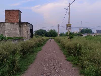 Image of 32 Sq.ft Residential Plot / Land for sale in Rohini Sector 28, New Delhi for Rs. 6800000