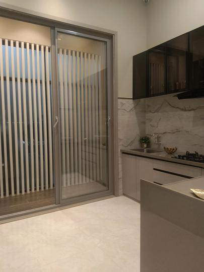 Modis Rashmi Square Main Image 1