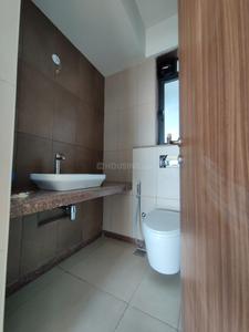Bathroom Image of 890 Sq.ft 2 BHK Apartment / Flat for sale in Shapoorji Pallonji Vicinia, Powai Mumbai for Rs. 23500000