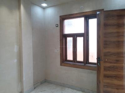 Bedroom Image of 600 Sq.ft 3 BHK Builder Floor for sale in Shastri Nagar New Delhi for Rs. 6000000