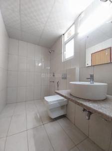 Bathroom Image of 3000 Sq.ft 4 BHK Builder Floor for sale in SS Linden IV, Sector 85 Gurgaon for Rs. 28000000