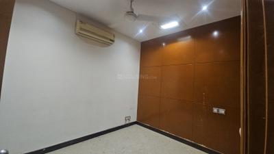 Bedroom Image of 2800 Sq.ft 4 BHK Builder Floor for sale in Safdarjung Enclave New Delhi for Rs. 80000000