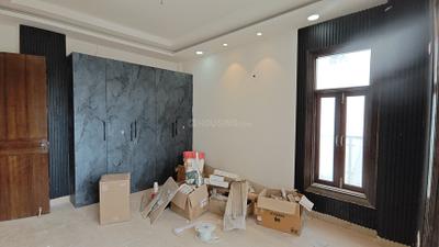 Bedroom Image of 2160 Sq.ft 3 BHK Builder Floor for sale in Vasant Kunj New Delhi for Rs. 27500000