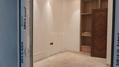 Bedroom Image of 1350 Sq.ft 3 BHK Builder Floor for sale in Safdarjung Enclave New Delhi for Rs. 44900000