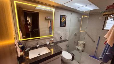 Bathroom Image of 2200 Sq.ft 3 BHK Apartment / Flat for sale in Atul Westernhills, Sus Pune for Rs. 37500000