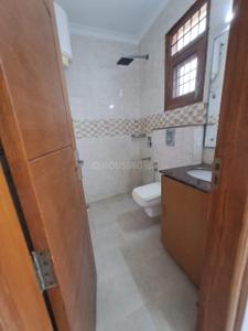 Image of 1620 Sq.ft 2 BHK Builder Floor for rent in Sector 30, Gurgaon for Rs. 46000
