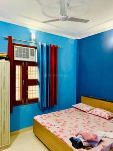 Bedroom Image of 950 Sq.ft 1 BHK Builder Floor for rent in RHO I Greater Noida for Rs. 19000