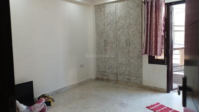 Bedroom Image of 1350 Sq.ft 4 BHK Builder Floor for sale in Ashok Vihar New Delhi for Rs. 23500000